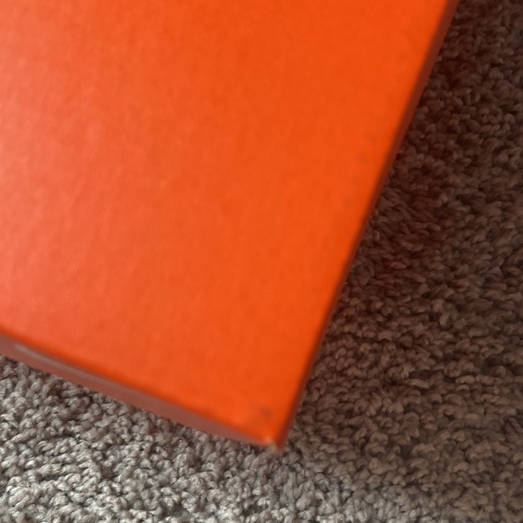 Empty orange Nike shoebox - women’s QUEST 5 size 10 - Picture 5 of 17